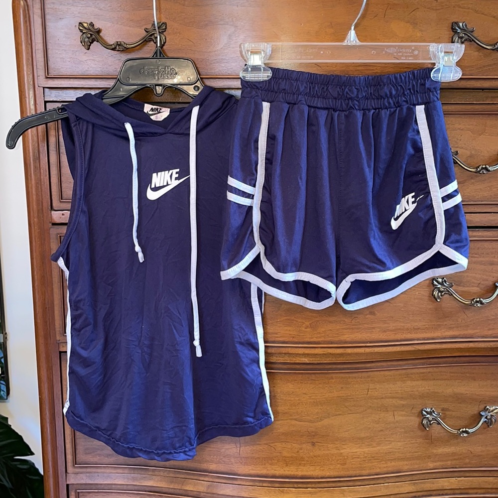 Nike navy shorts set